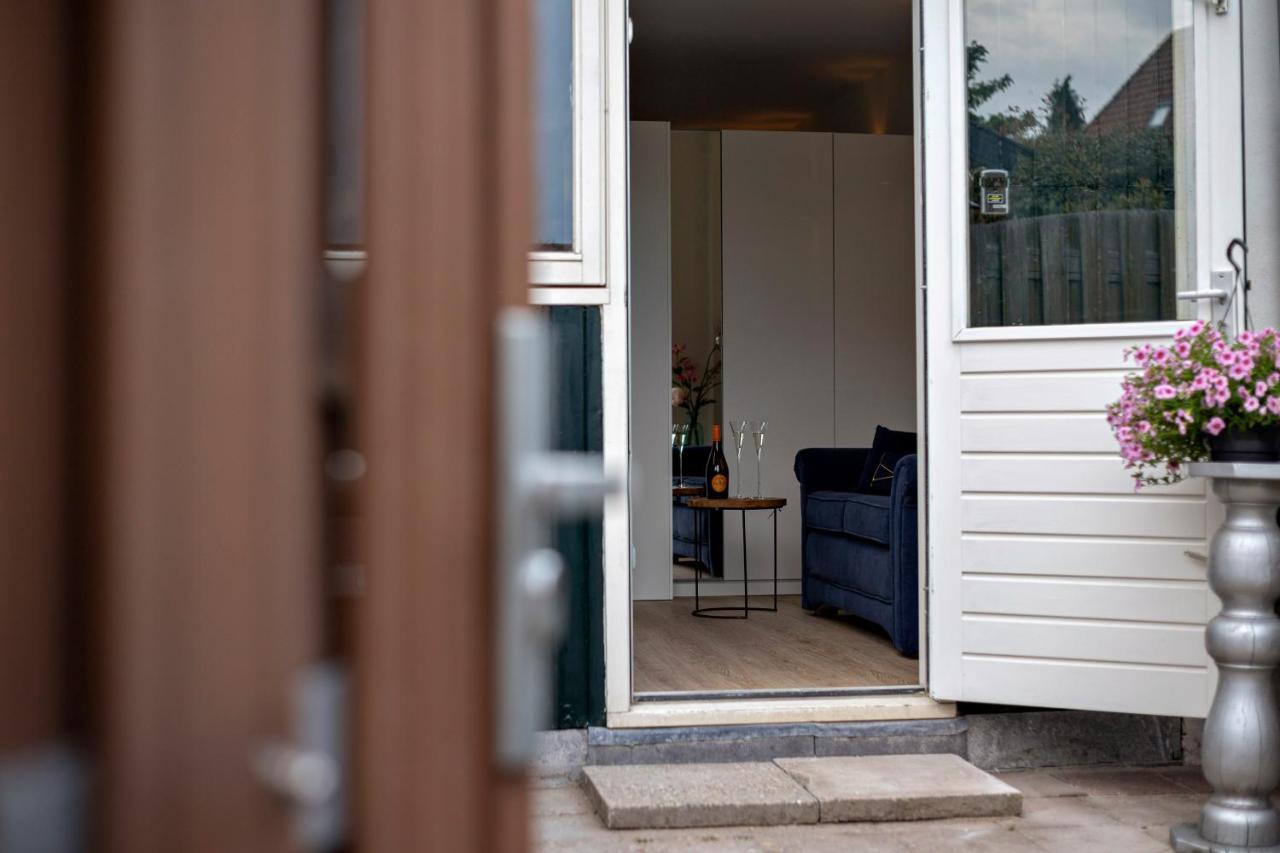 Studio Baarn With Patio, Airco, Pantry, Bedroom, Bathroom, Privacy - Amsterdam, Utrecht Bagian luar foto